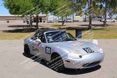 media/Jun-05-2022-CalClub SCCA (Sun) [[19e9bfb4bf]]/Around the Pits/